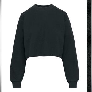 Tna cozy fleece cropped perfect fit sweatshirt